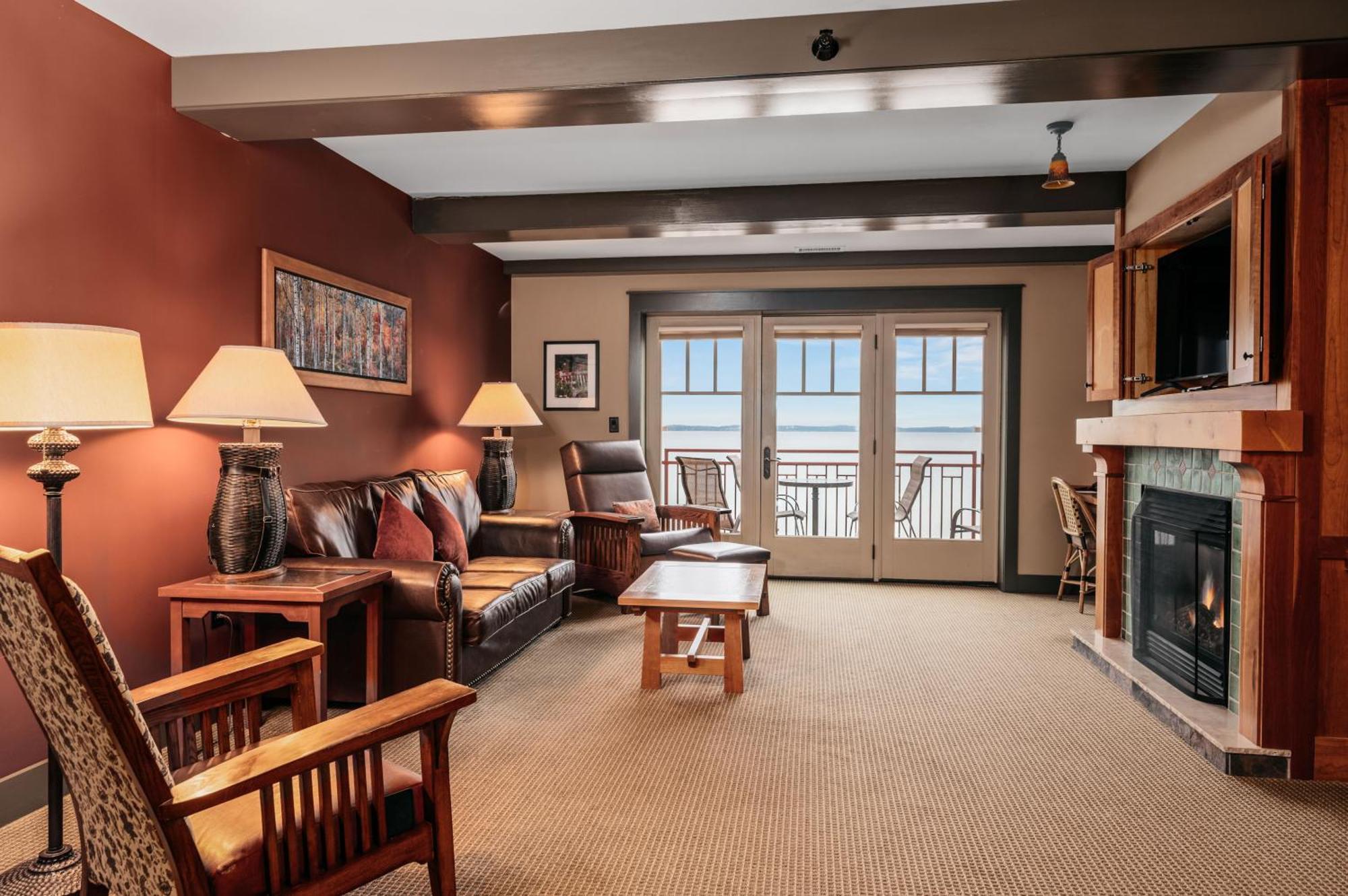 Tamarack Lodge Траверс-Сити Номер фото